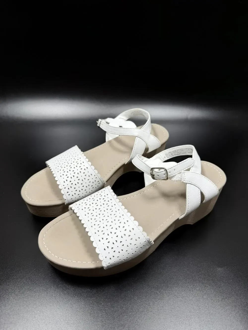 The Children's Place Girls White Open Toe Clog Sandals Size 6